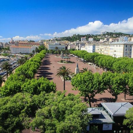 Appartement Climatise,Idealement Situe 100M Du Vieux Port. Бастия Екстериор снимка