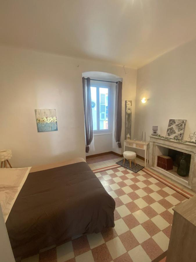 Appartement Climatise,Idealement Situe 100M Du Vieux Port. Бастия Екстериор снимка
